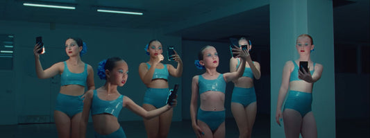 Christina Aguilera lanza nueva versión de Beautiful